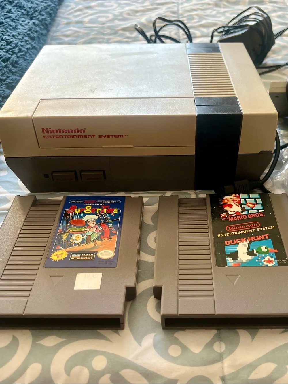Nintendo NES Console with Gray Cartridges – Classic Game System